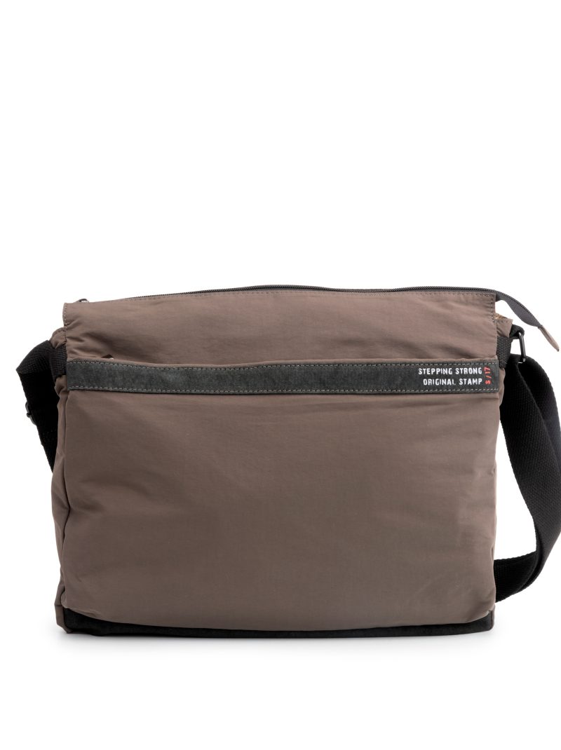 portadocumentos en nylon ligero BHST03856TA color taupe