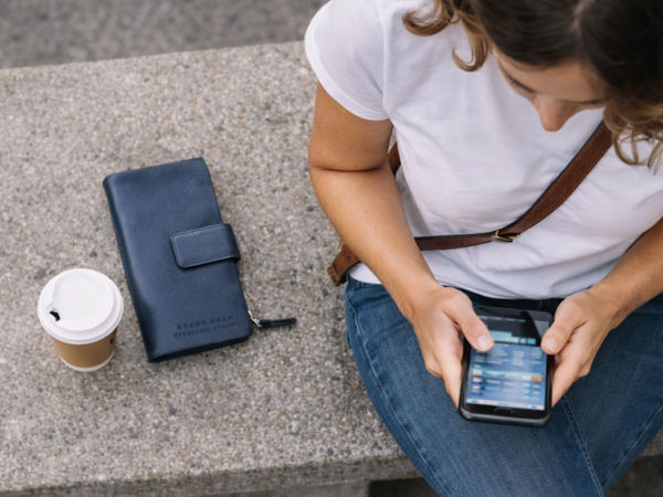 Stamp - Bolsos, bandoleras, riñoneras, mochilas y carteras